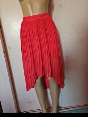 Pleated Hi-Low Midi Skirt - Coral Pink
